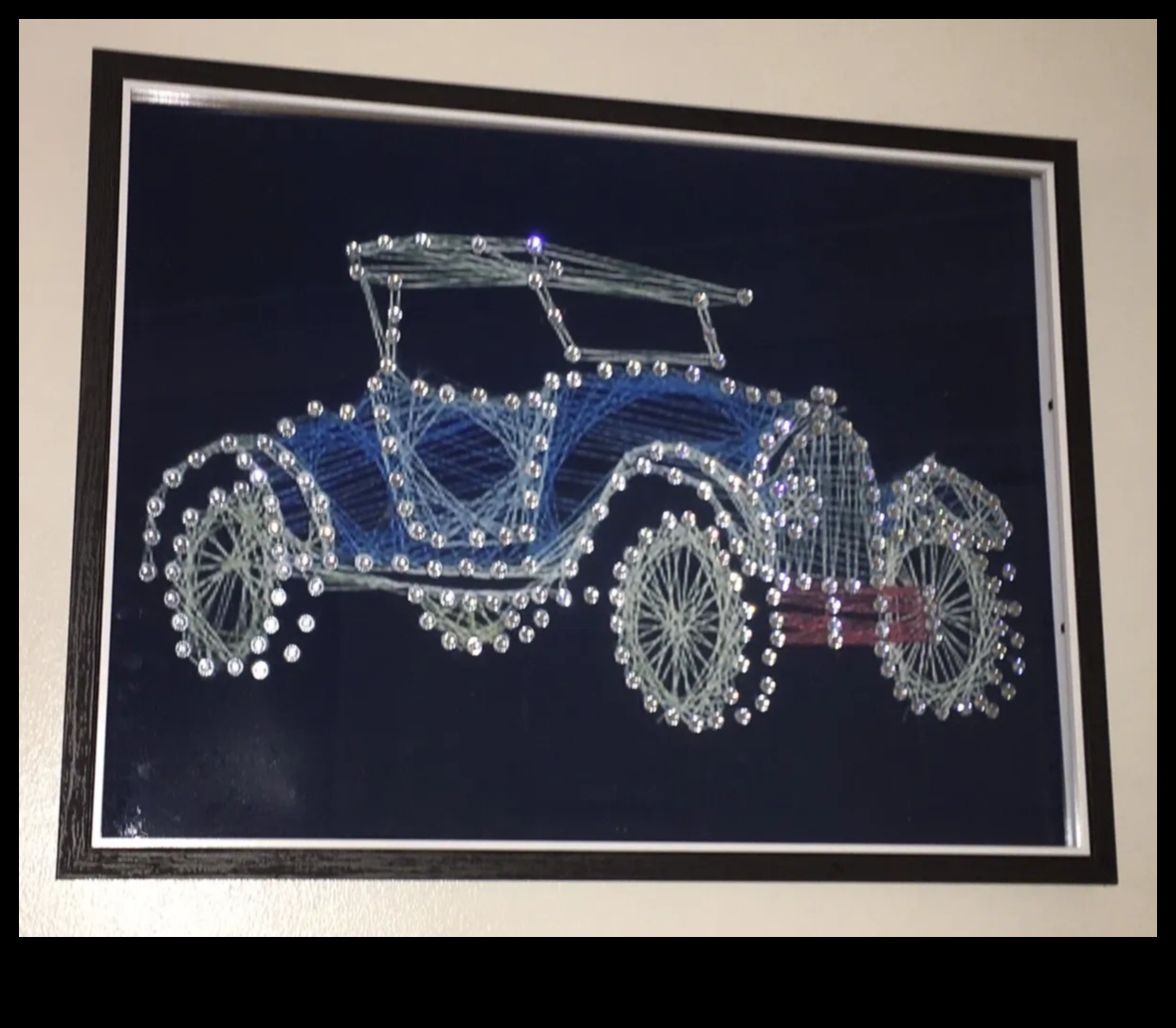 Car Couture: stilīgu automašīnu dizaina valoda