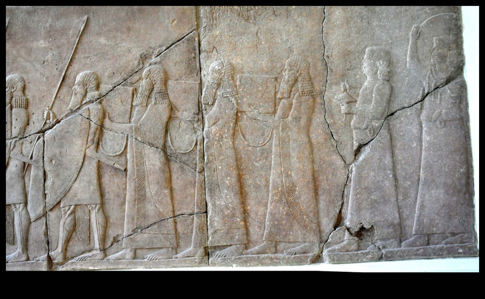 Karaliskie rituāli: Ceremoniālā māksla Mesopotāmijas pilīs