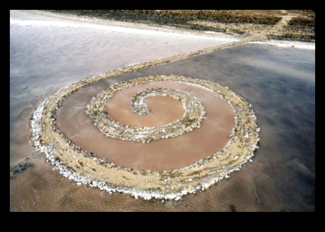 Zemes mākslas mantojums: zemes darbi un vides skulptūras