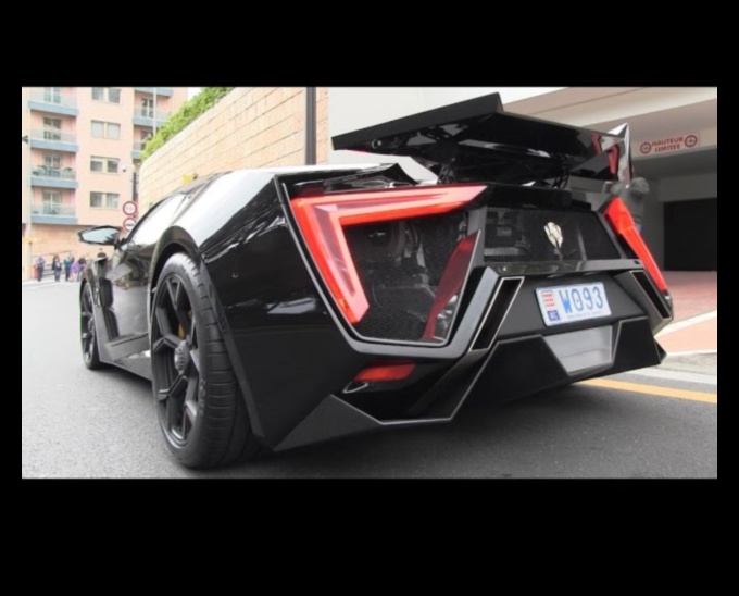 Superauto serenādes: ikonisko sporta automašīnu dzinēju harmoniskās skaņas